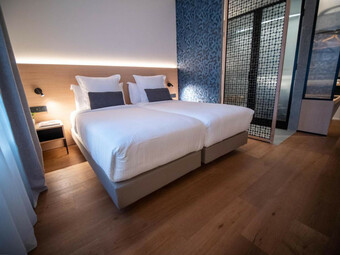 Paxton Spa Hotel Paris Mlv