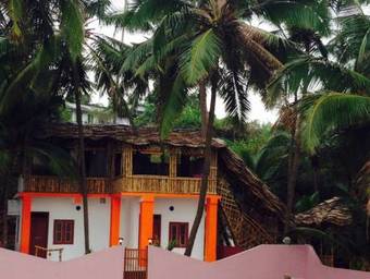 Kizhunnarocks Beach Resort