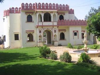 Hotel Sajjan Bagh