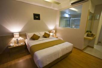 Paseo Premiere Hotel