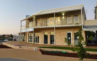 Aloha Marina Apartments