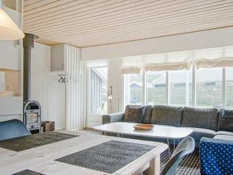 Three-bedroom Holiday Home In Nex� 4