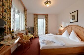 Hotel Schwarzer Adler