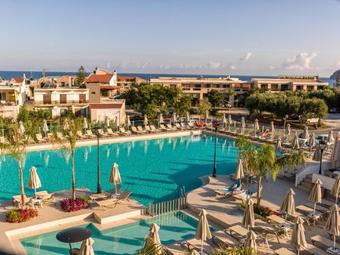 Aparthotel Porto Platanias Village Resort