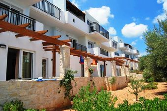 Semiramis Village Hotel