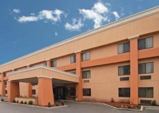 Hotel Comfort Inn & Suites Airport