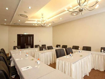 Tlotlo Hotel And Conference Center