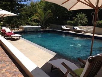 Bed & Breakfast Somerset Villa Guesthouse