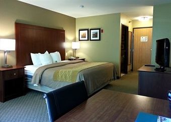 Hotel Comfort Inn & Suites