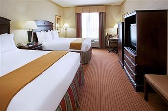Holiday Inn Express Hotel & Suites Wharton