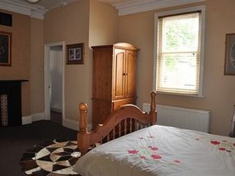 Hostal The Sportsman Hotel