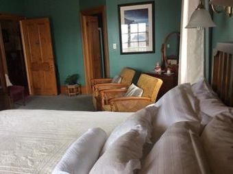 Hanlon House Bed And Breakfast