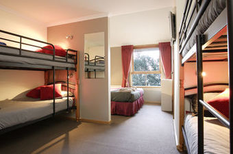 Hotel Cooroona Alpine Lodge