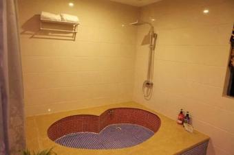 Posada Jiujiang Yifeng Hotel