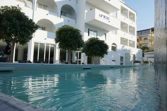 White Hotel Resort