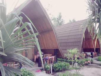 Hostal Cha Cha Bungalows