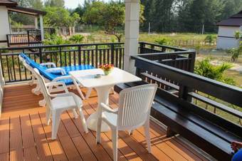 Hotel The Hip Resort @ Khao Lak