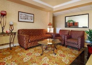 Hotel Quality Inn & Suites