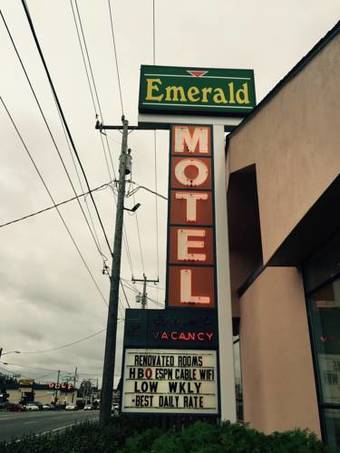 Emerald Motel
