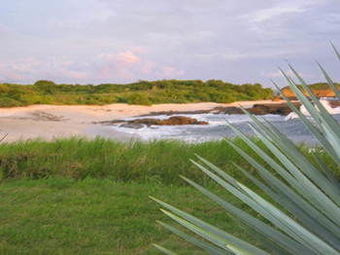 Hotel Punta Teonoste