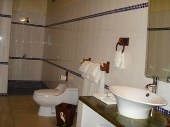 Nana Juana Hotel & Marina