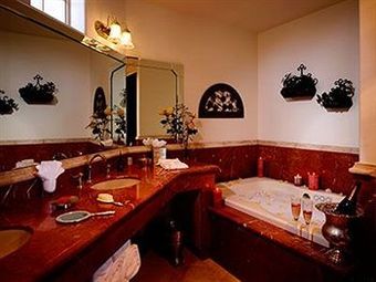 Hotel South Coast Winery Resort & Spa