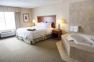 Hotel Hampton Inn & Suites Kitchener Ontario Canada