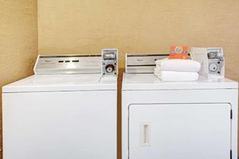 Motel Super 8 By Wyndham St. Augustine Beach