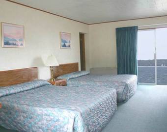 Hotel K Royale Lakefront Inn - Saint Ignace