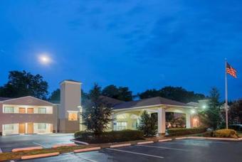 Hotel Days Inn & Suites By Wyndham Cherry Hill - Philadelphia