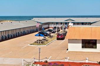 Dolphin Oceanfront Motel - Nags Head