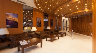 Hotel Silken Luis De Le�n