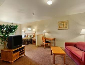 Quinault Sweet Grass Hotel