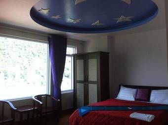 Catba Central Hotel 2