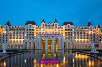 Hotel Crowne Plaza Ocean Spring Resort