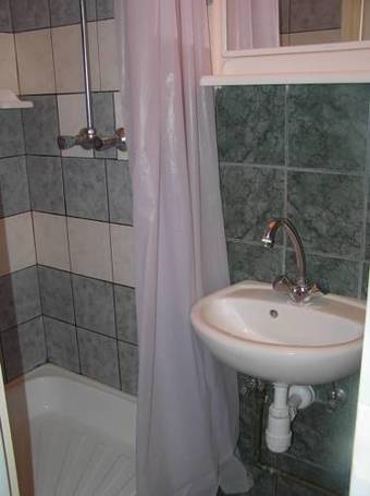 Bed & Breakfast M7 Gal�ria Panzi�