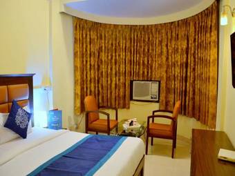 Hotel Oyo Rooms Bada Chauraha Civil Lines