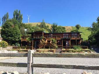 Albergue Rusty Nail Backpackers