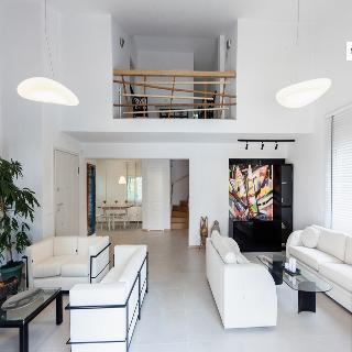 The White Villa At Sani