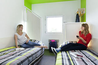 Hotelf1 Aulnay Garonor A1