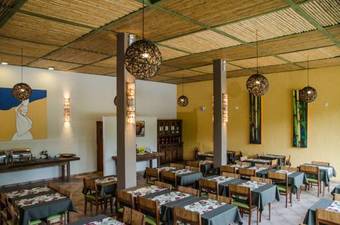 Hotel Mil Flores