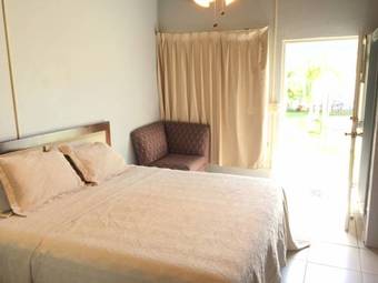 Posada Georges Royal Inn