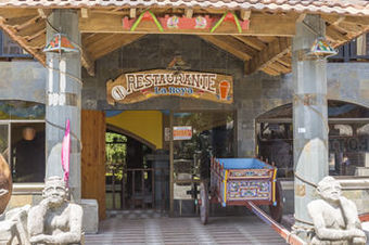 Hotel Y Parque Acuatico La Boya