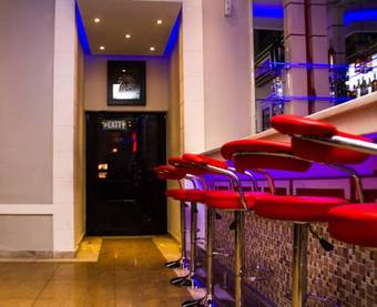 Hostal Roses Guest House