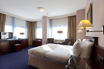 Xo Hotels Blue Square