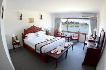 Royal Naypyitaw Hotel