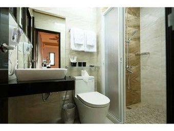 Lagerstoemia Spec Iosa Bed And Breakfast