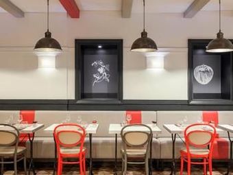 Hotel Ibis Paris La Défense Centre