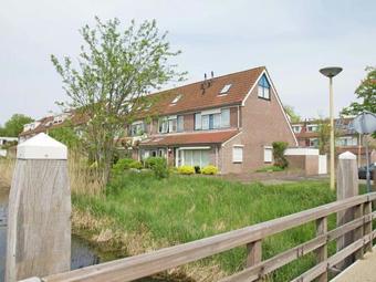 Comfortable Holiday Home In Castricum Near Sea