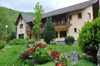 Hostal Popasul Vanatorilor